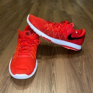 Nike Flex Fury 2 Men's 8 Red Black Running